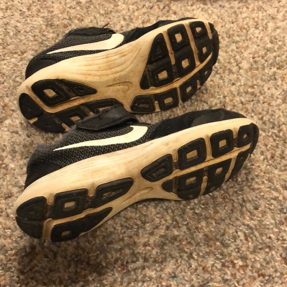 Size 12C Boys US Nike Revolution 3; worn - Picture 3 of 6